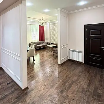 Satılır 3 otaqlı mənzil 115 m²