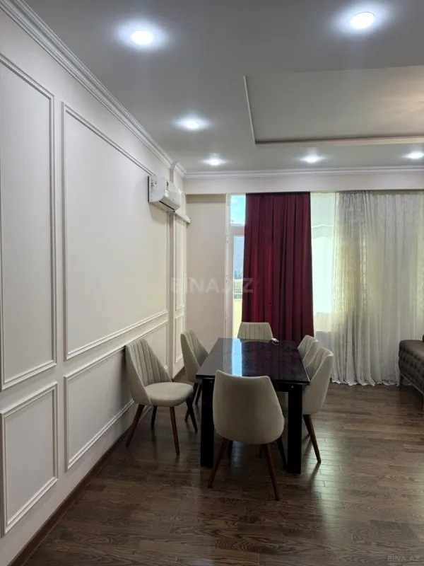 Satılır 3 otaqlı mənzil 115 m²