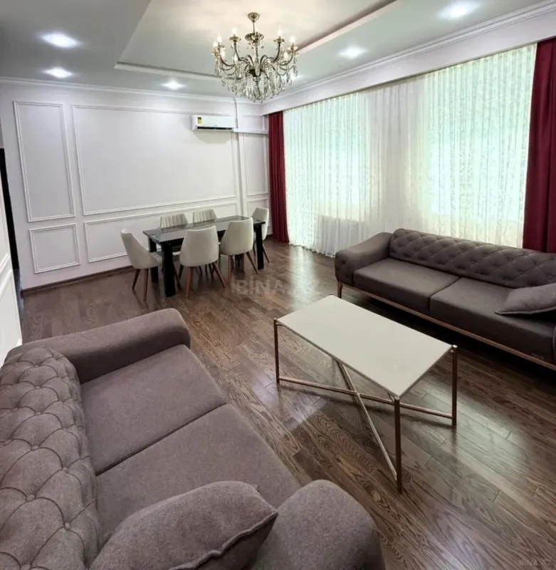 Satılır 3 otaqlı mənzil 115 m²