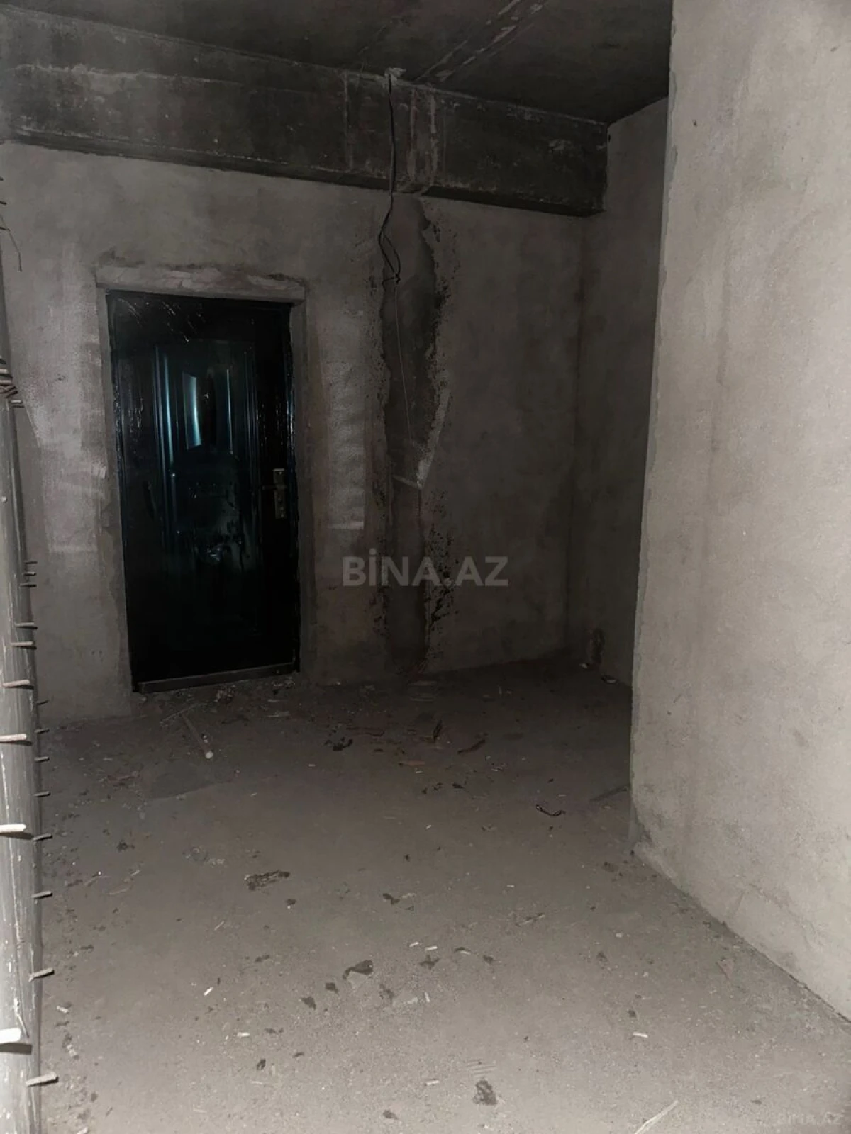 Satılır 3 otaqlı mənzil 97.6 m²