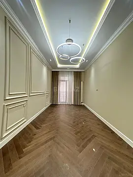 Satılır 4 otaqlı mənzil 230 m²