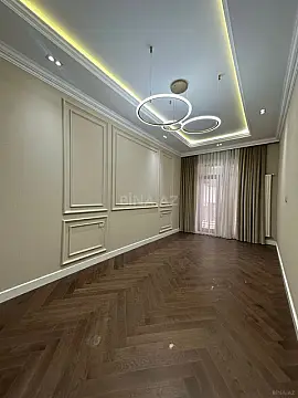 Satılır 4 otaqlı mənzil 230 m²