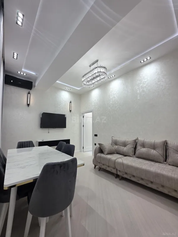 Satılır 3 otaqlı mənzil 100 m²