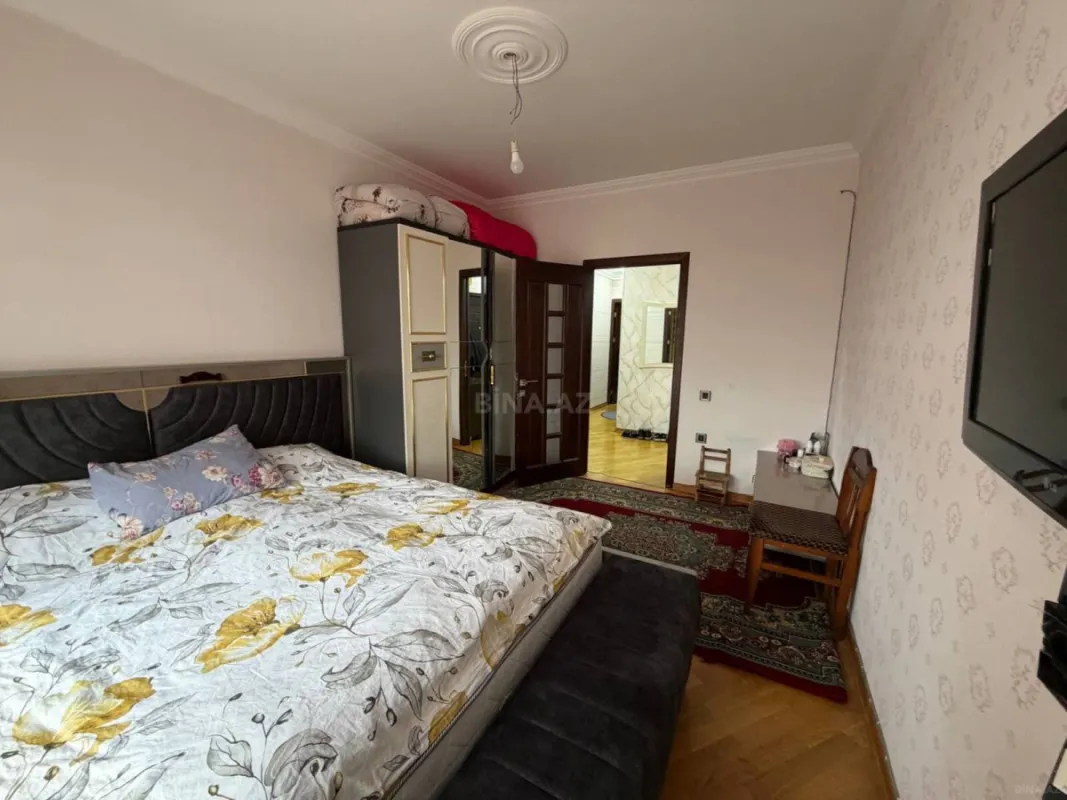 Satılır 3 otaqlı mənzil 80 m²