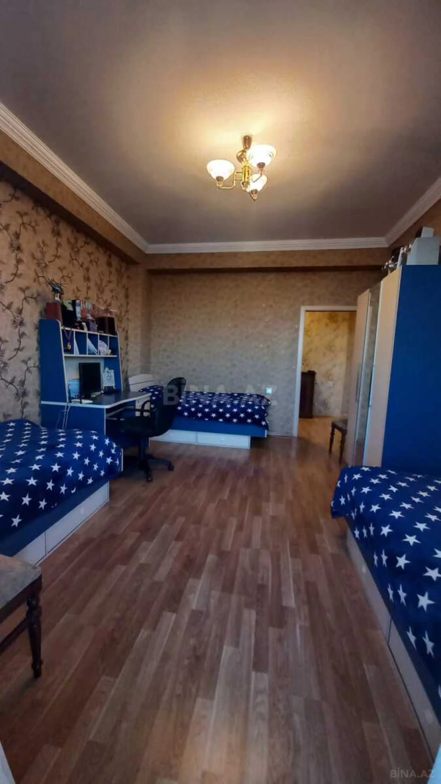 Satılır 3 otaqlı mənzil 110 m²