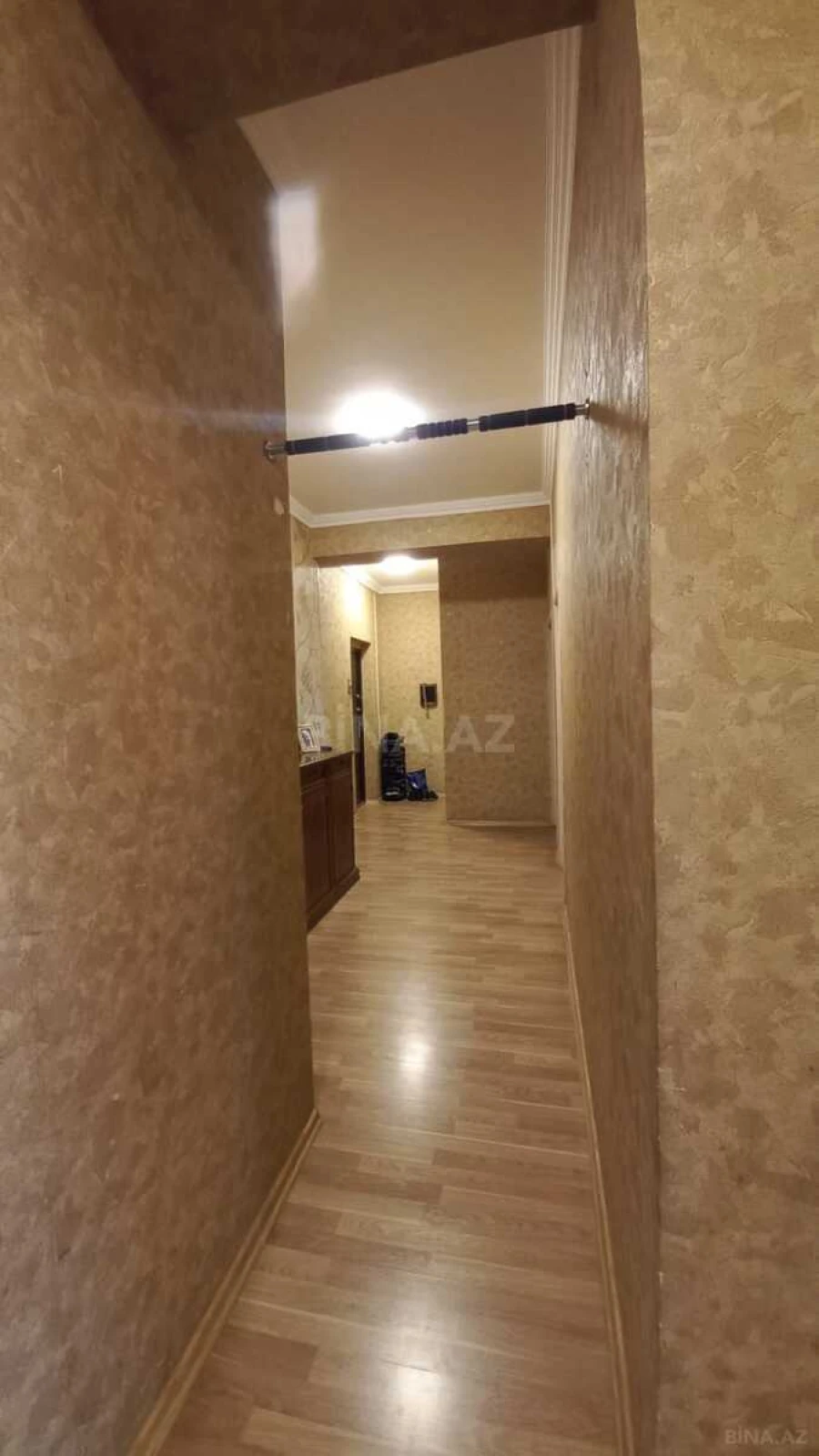 Satılır 3 otaqlı mənzil 110 m²