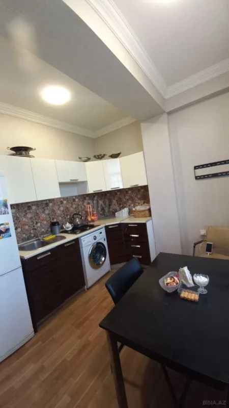 Satılır 3 otaqlı mənzil 110 m²