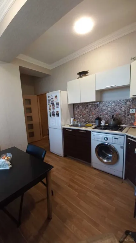 Satılır 3 otaqlı mənzil 110 m²