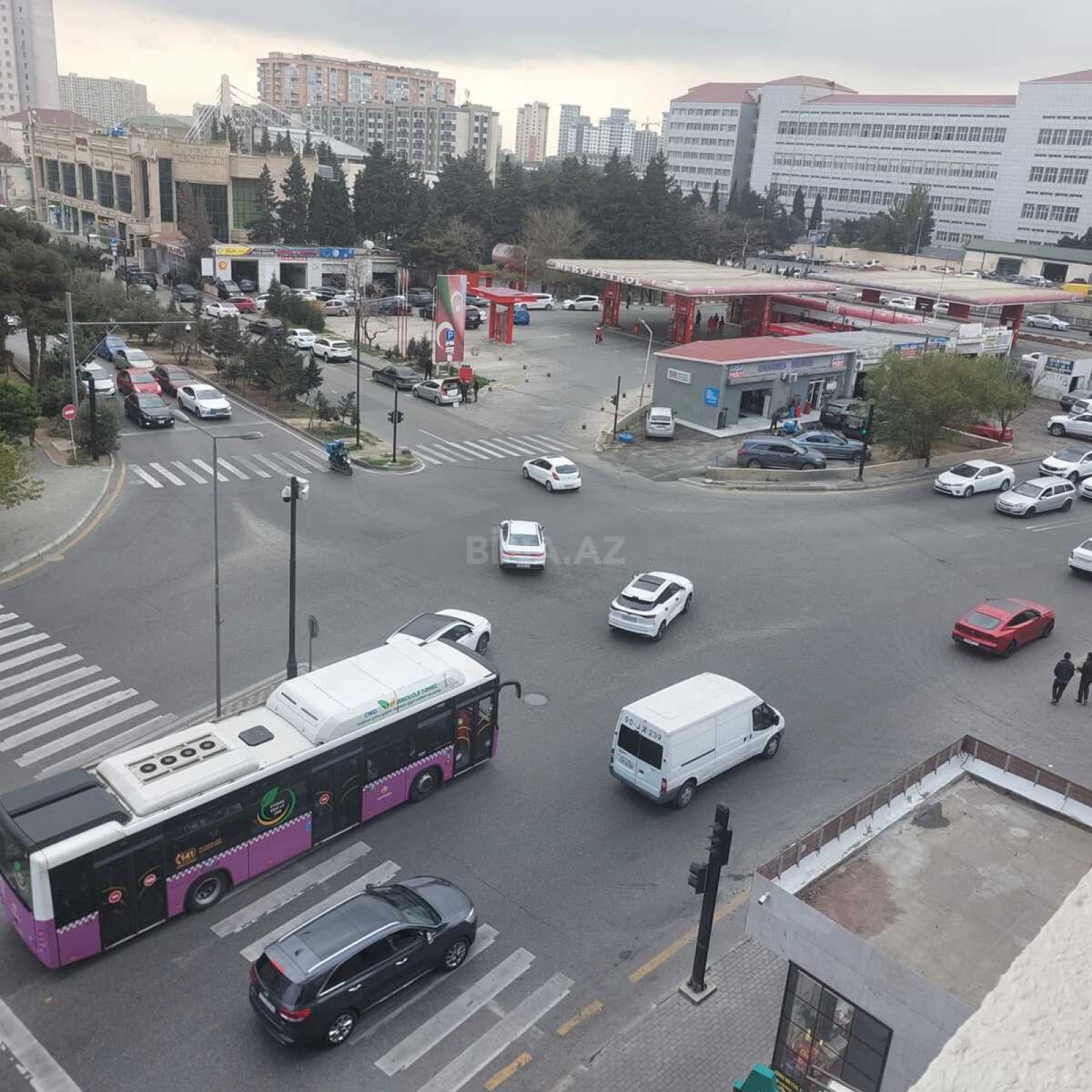 Satılır 2 otaqlı mənzil 63 m²