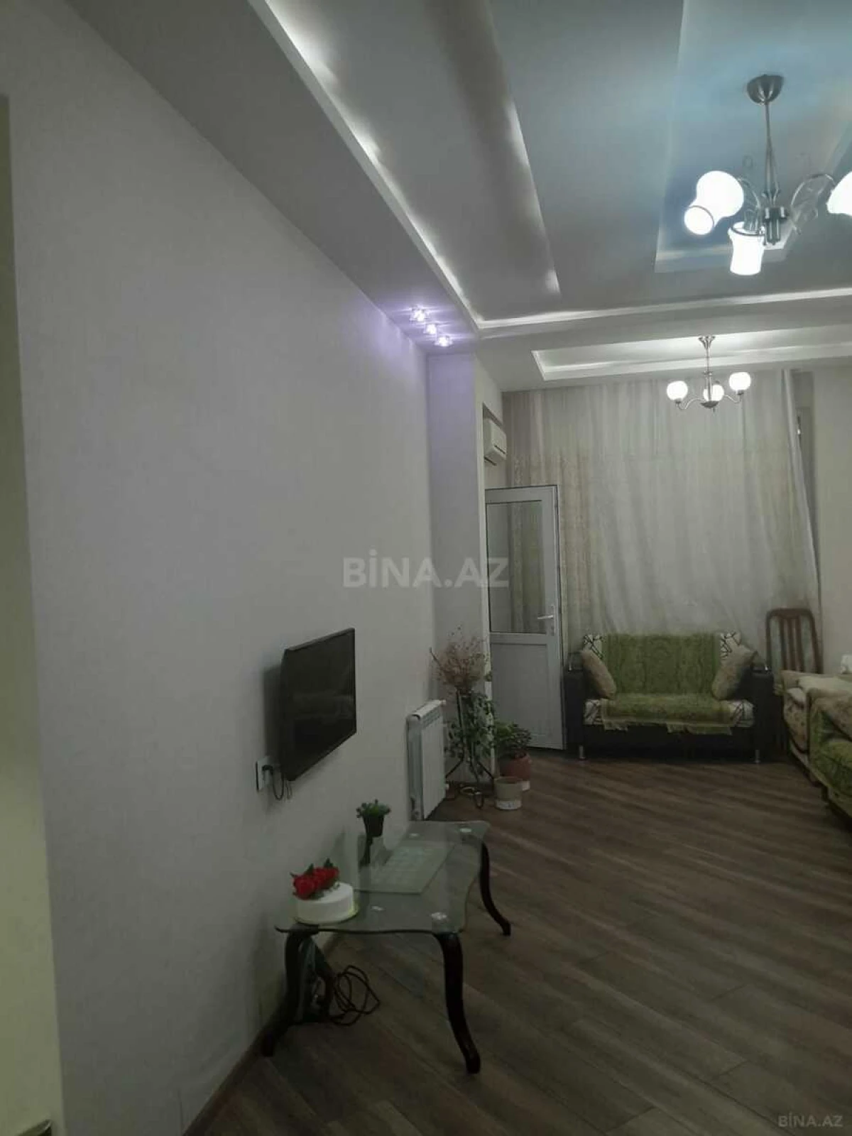 Satılır 2 otaqlı mənzil 65 m²