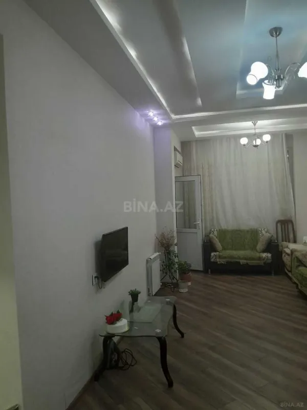 Satılır 2 otaqlı mənzil 65 m²