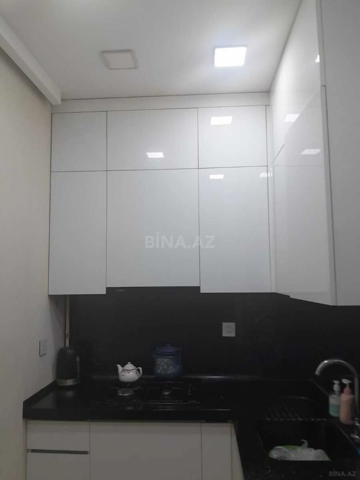 Satılır 2 otaqlı mənzil 65 m²
