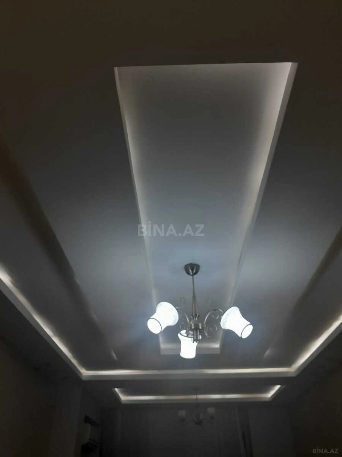 Satılır 2 otaqlı mənzil 65 m²