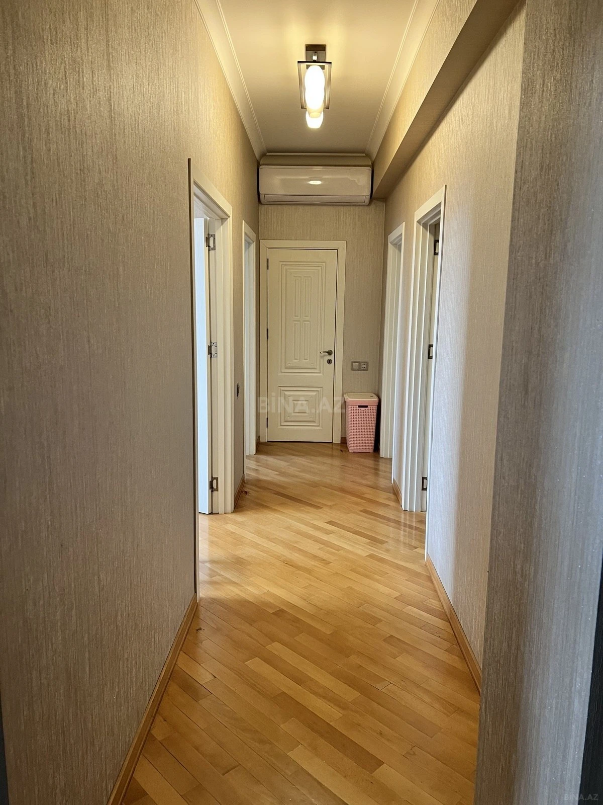 Satılır 4 otaqlı mənzil 115 m²