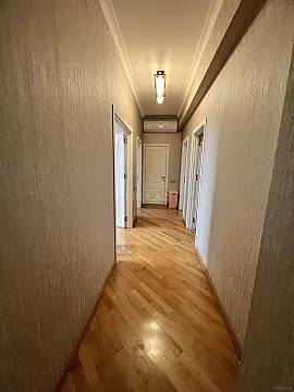 Satılır 4 otaqlı mənzil 115 m²