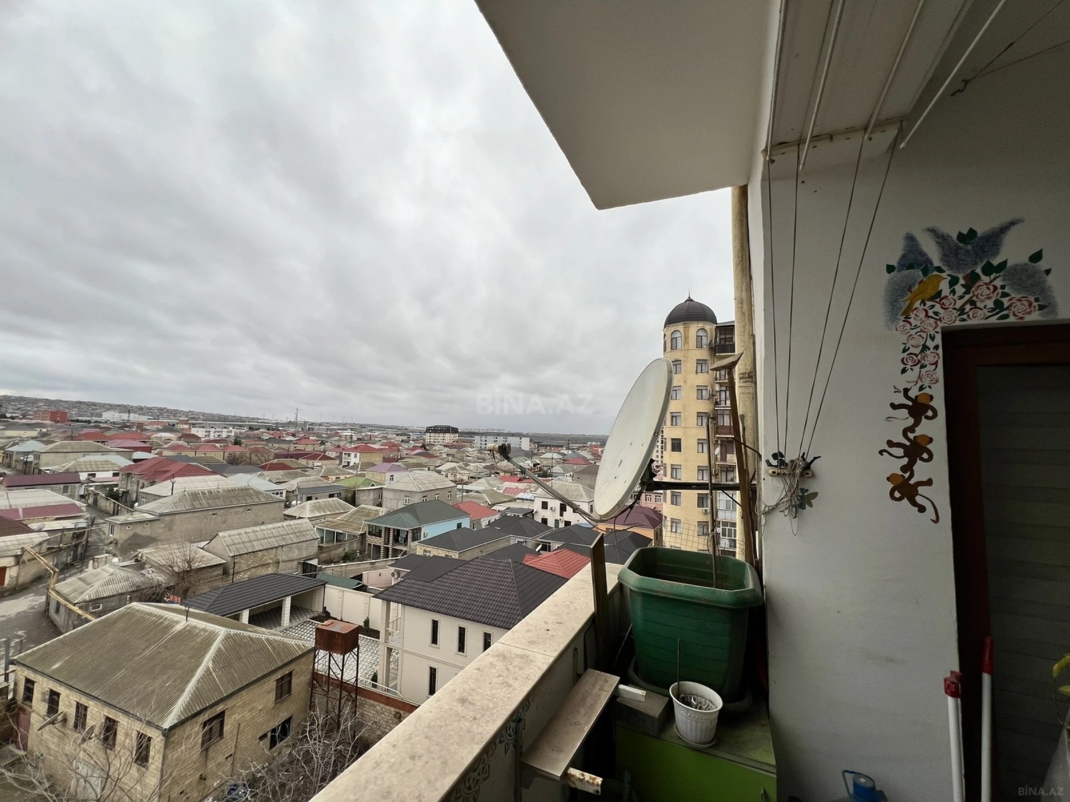 Satılır 4 otaqlı mənzil 115 m²