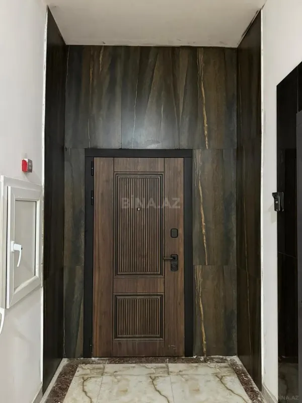 Satılır 3 otaqlı mənzil 105 m²