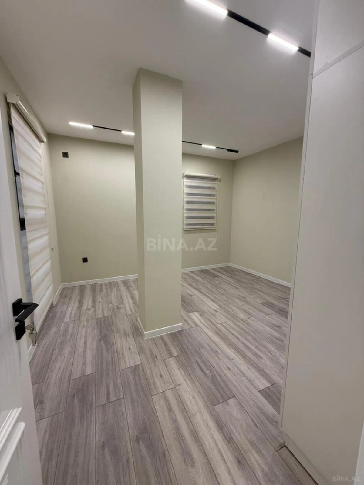 Satılır 3 otaqlı mənzil 105 m²