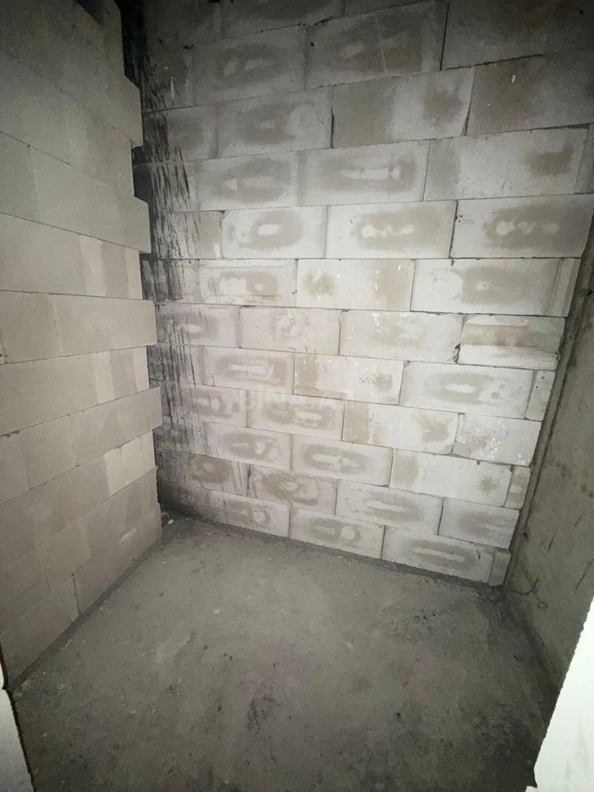 Satılır 3 otaqlı mənzil 148 m²