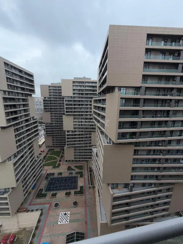 Satılır 3 otaqlı mənzil 148 m²