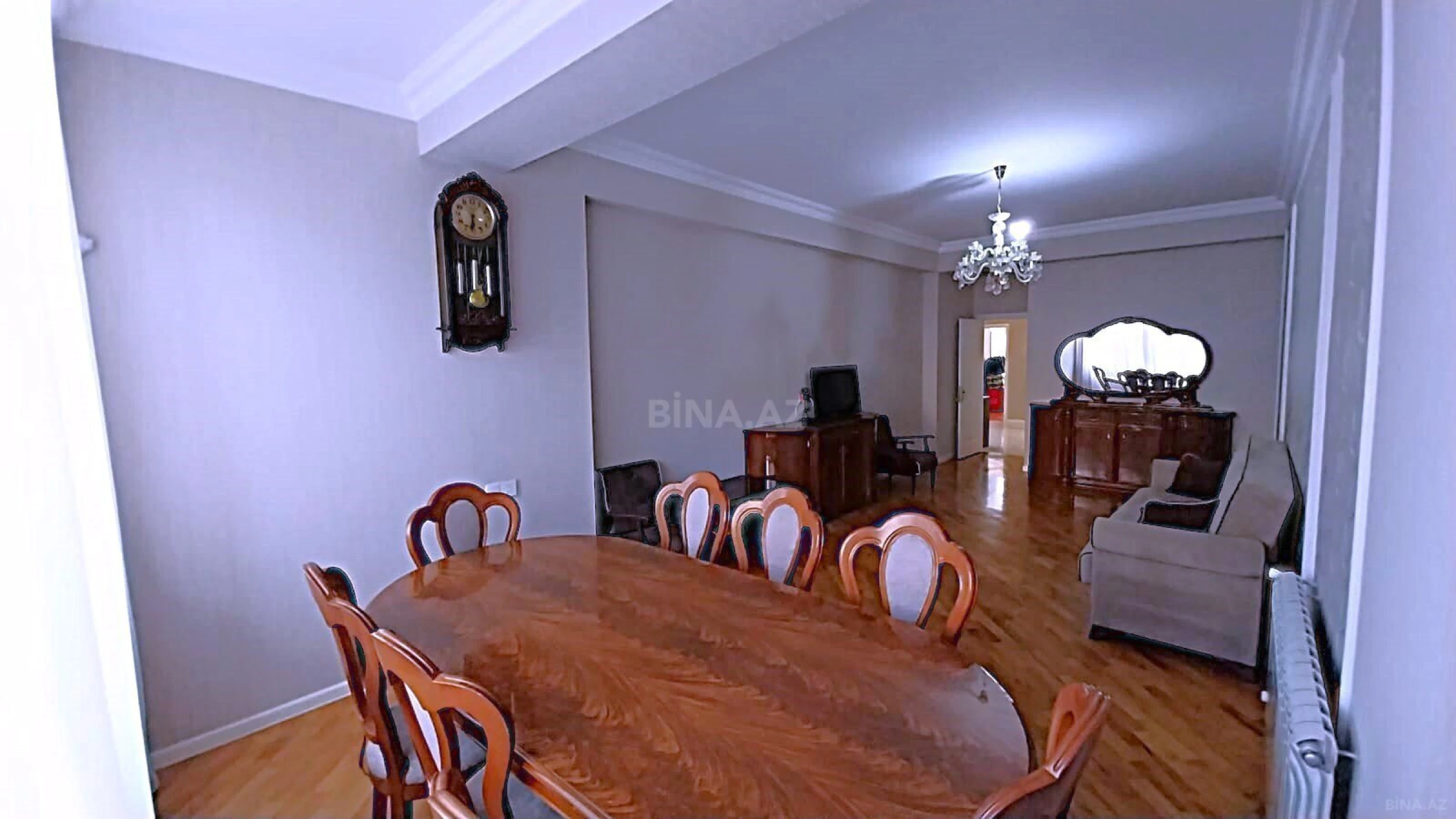 Satılır 3 otaqlı mənzil 108 m²