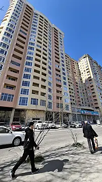 Satılır 3 otaqlı mənzil 120 m²