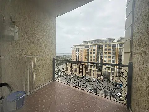 Satılır 2 otaqlı mənzil 52 m²