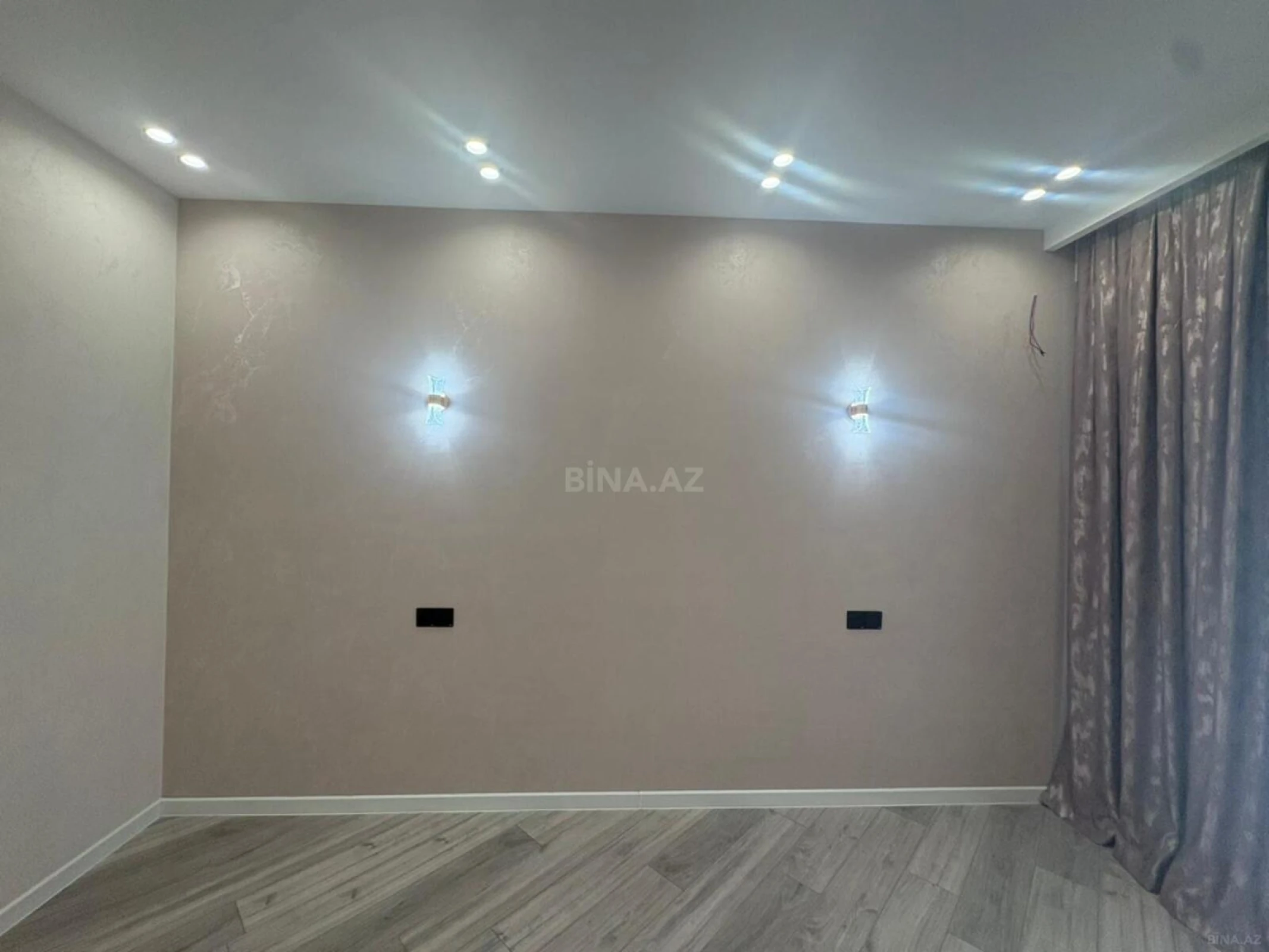 Satılır 2 otaqlı mənzil 52 m²