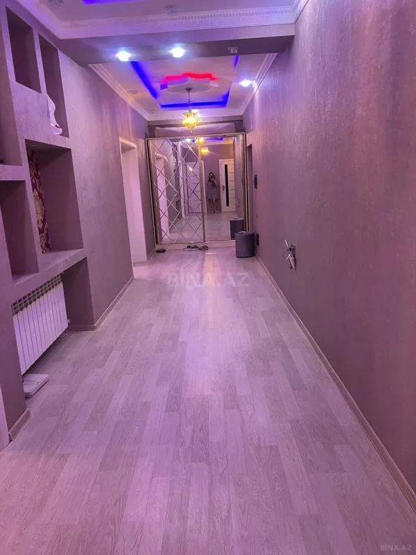 Satılır 3 otaqlı mənzil 150 m²