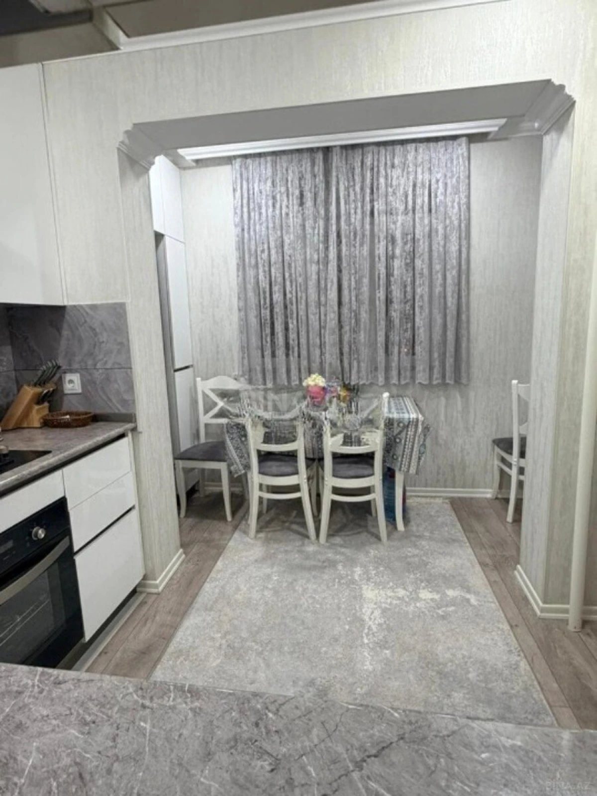 Satılır 2 otaqlı mənzil 65 m²