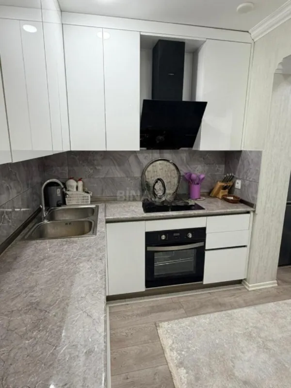 Satılır 2 otaqlı mənzil 65 m²