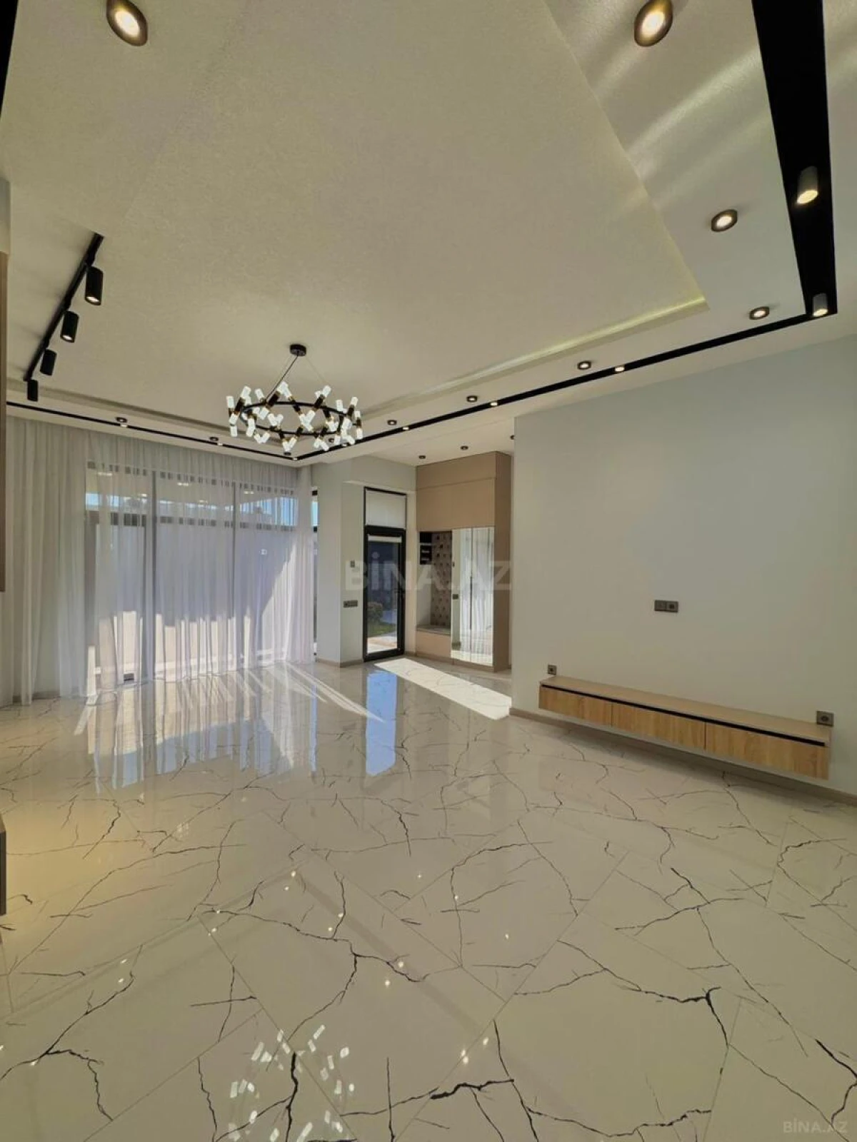Satılır 3 otaqlı həyət evi 140 m²