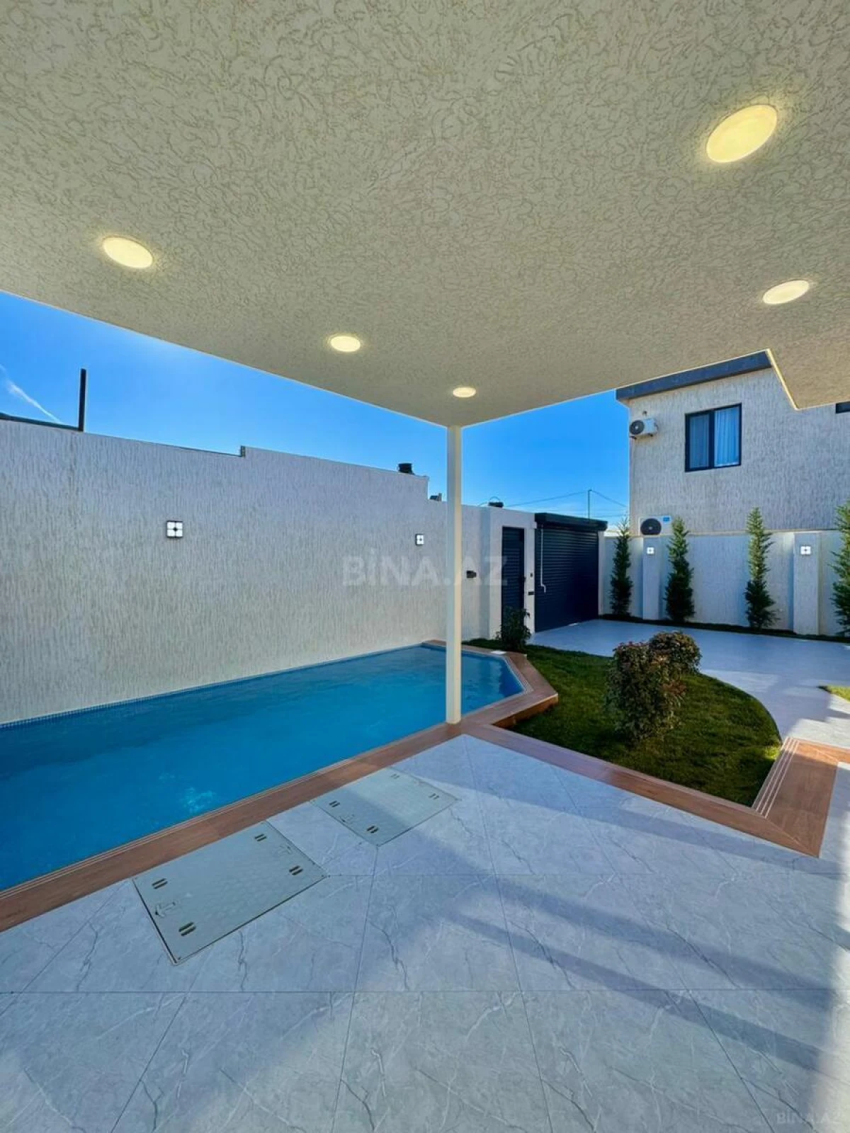 Satılır 3 otaqlı həyət evi 140 m²