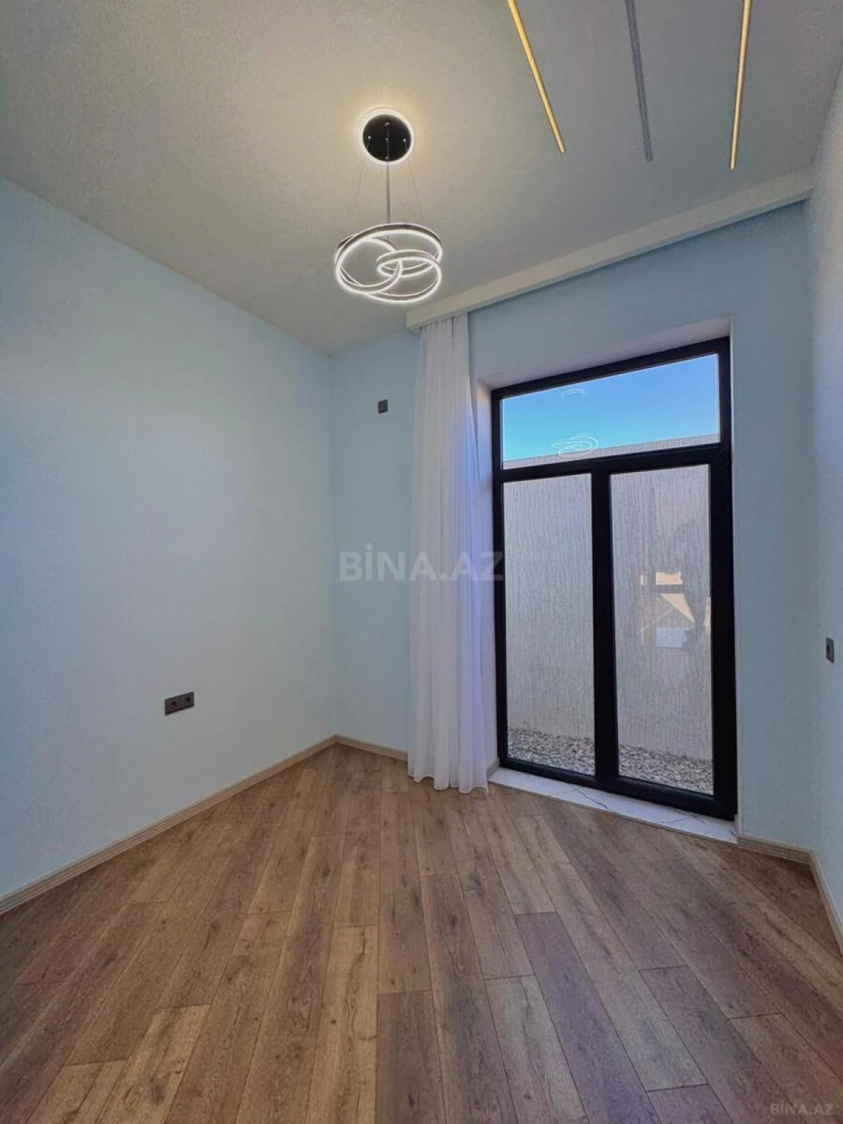 Satılır 3 otaqlı həyət evi 140 m²