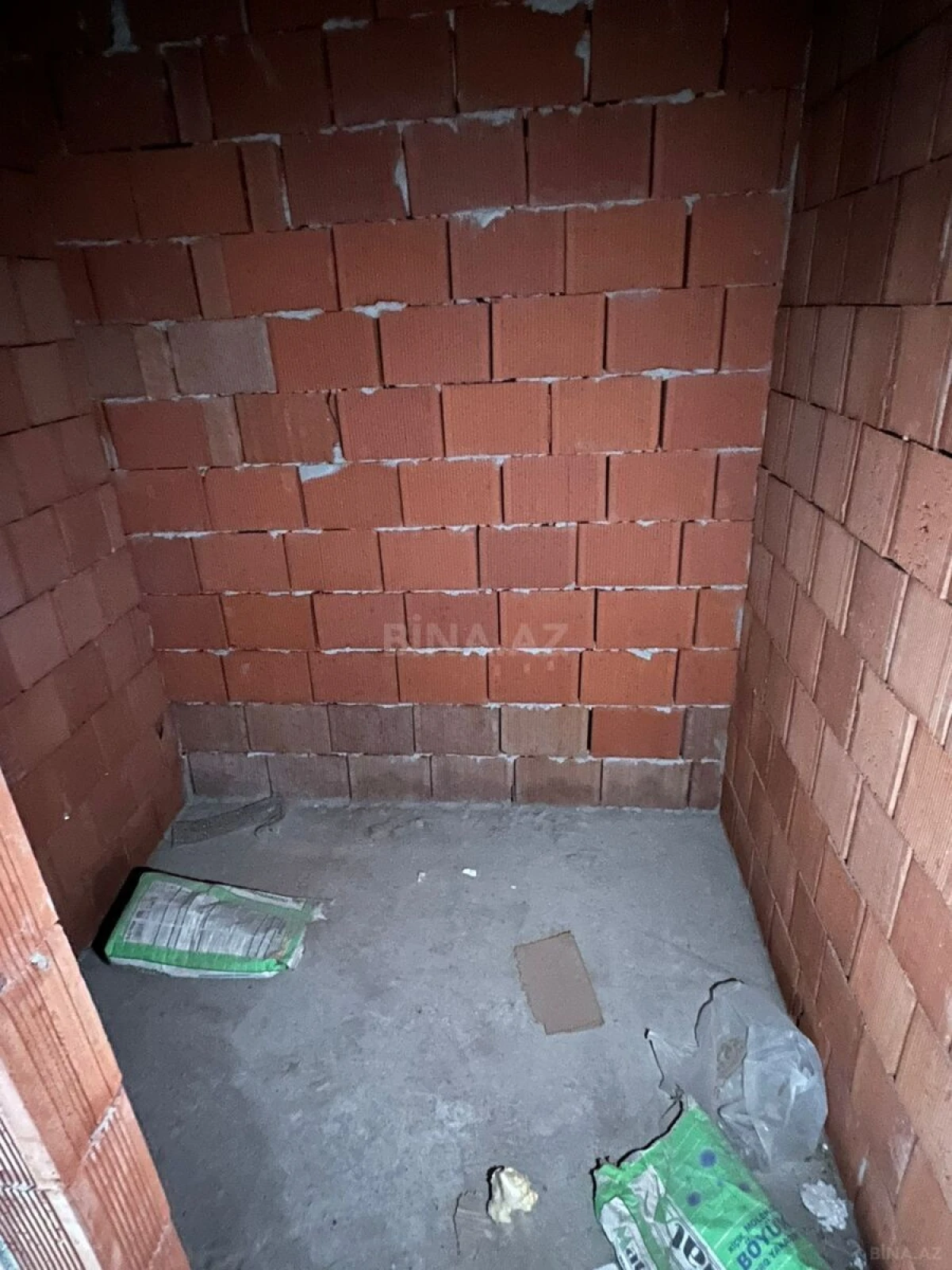 Satılır 3 otaqlı mənzil 115 m²