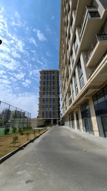 Satılır 3 otaqlı mənzil 115 m²