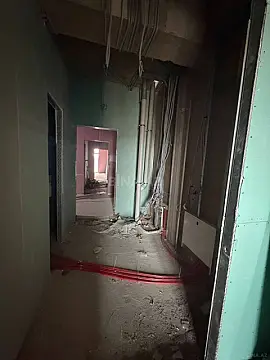 Satılır 1 otaqlı mənzil 85.9 m²