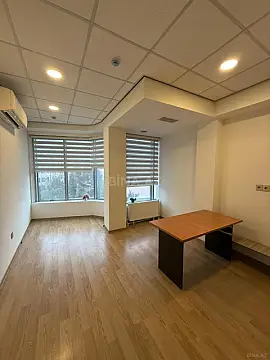 Kirayə verilir 9 otaqlı ofis 200 m²