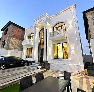Satılır 6 otaqlı həyət evi 260 m² — Bakı, Badamdar 6 otaq 260.00 m²