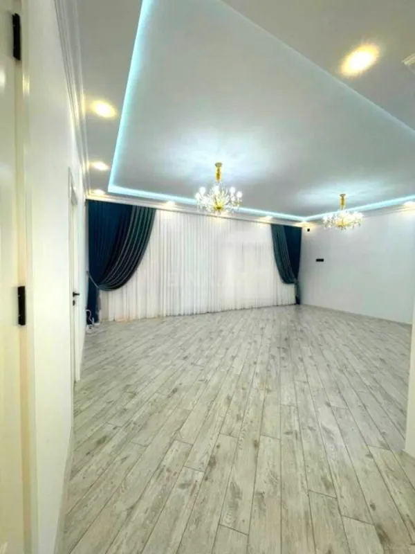 Satılır 6 otaqlı həyət evi 260 m²