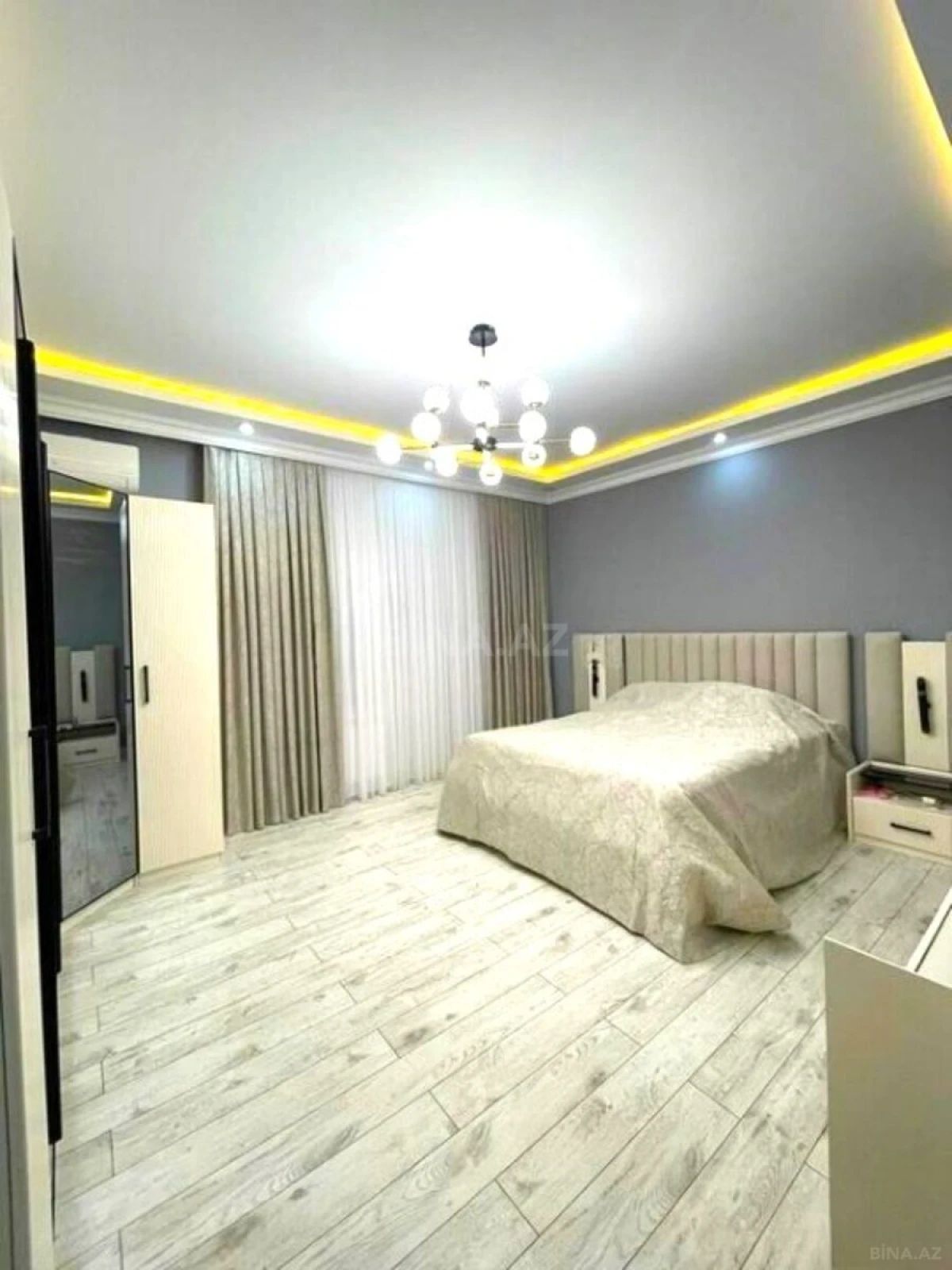 Satılır 6 otaqlı həyət evi 260 m²