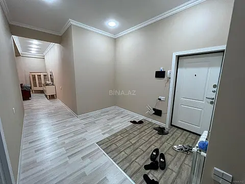 Satılır 3 otaqlı mənzil 125 m²
