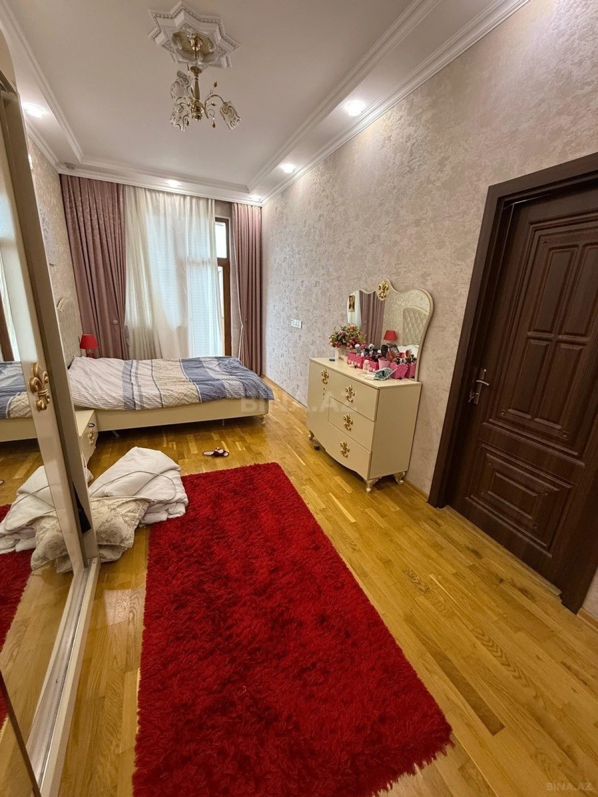 Satılır 3 otaqlı mənzil 100 m²