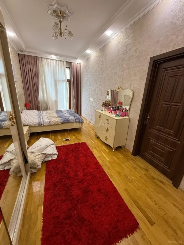 Satılır 3 otaqlı mənzil 100 m²