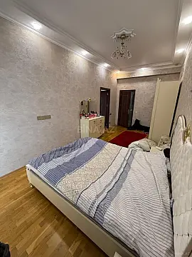 Satılır 3 otaqlı mənzil 100 m²