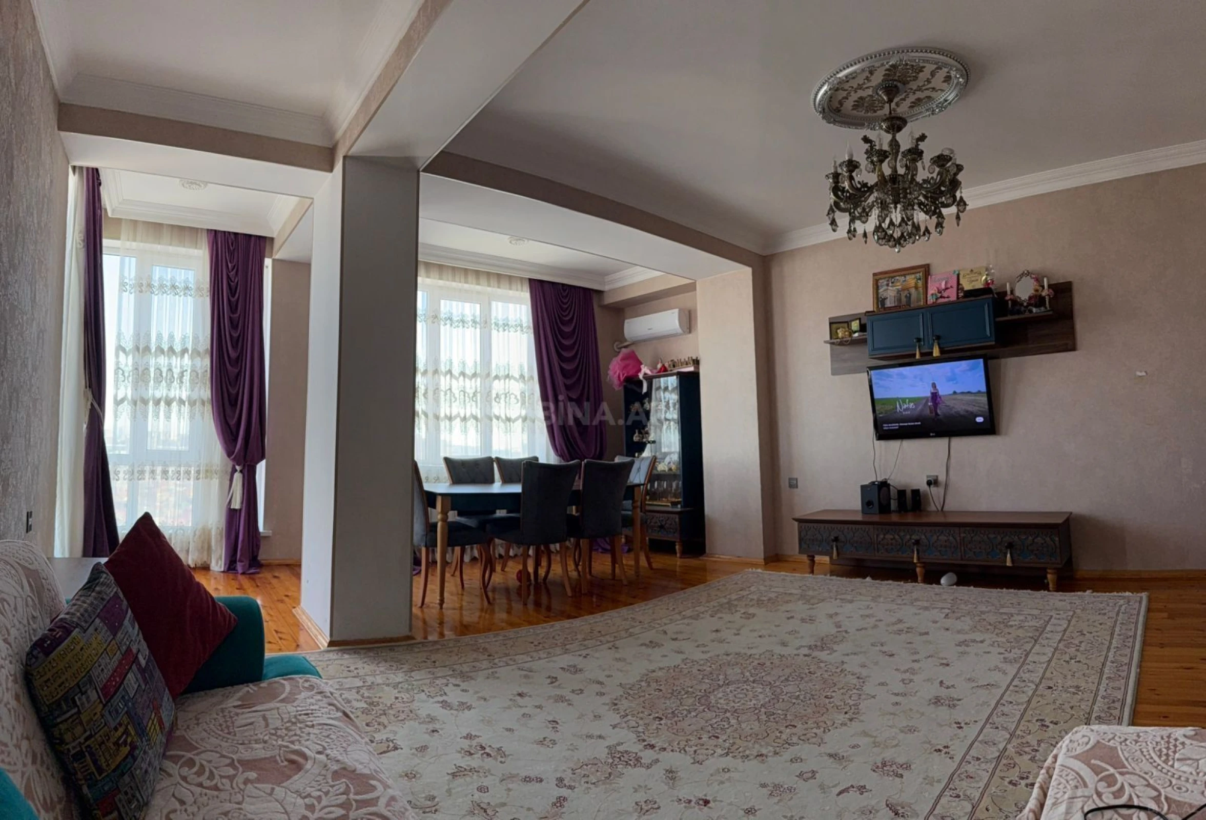 Satılır 4 otaqlı mənzil 165 m²