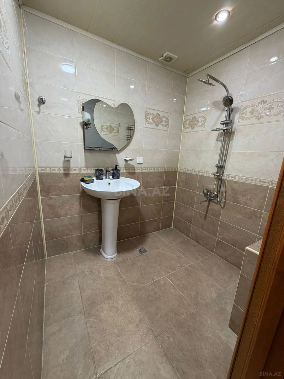 Kirayə verilir 3 otaqlı mənzil 72 m²