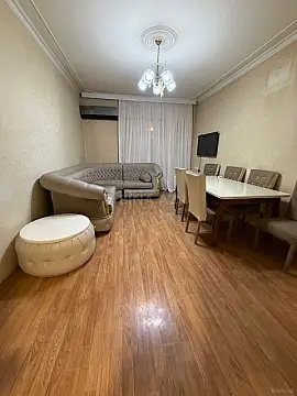 Kirayə verilir 3 otaqlı mənzil 72 m² — Bakı, Yasamal 3 otaq 72.00 m²