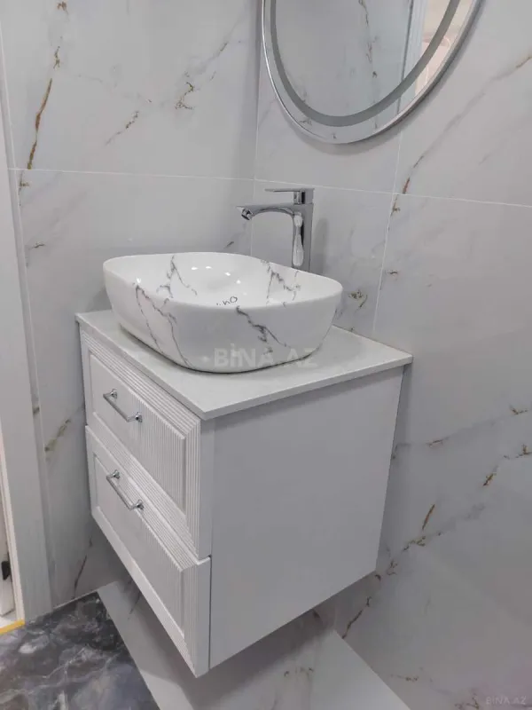 Satılır 3 otaqlı mənzil 93 m²