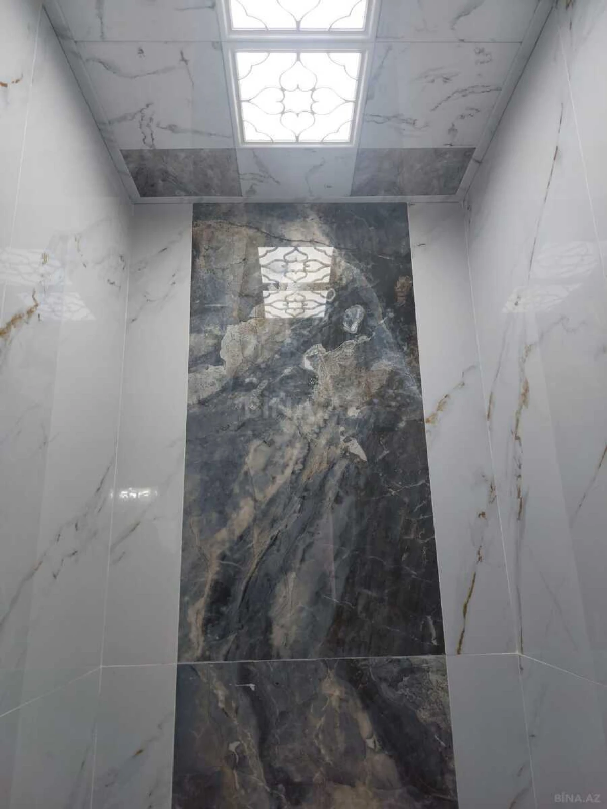 Satılır 3 otaqlı mənzil 93 m²